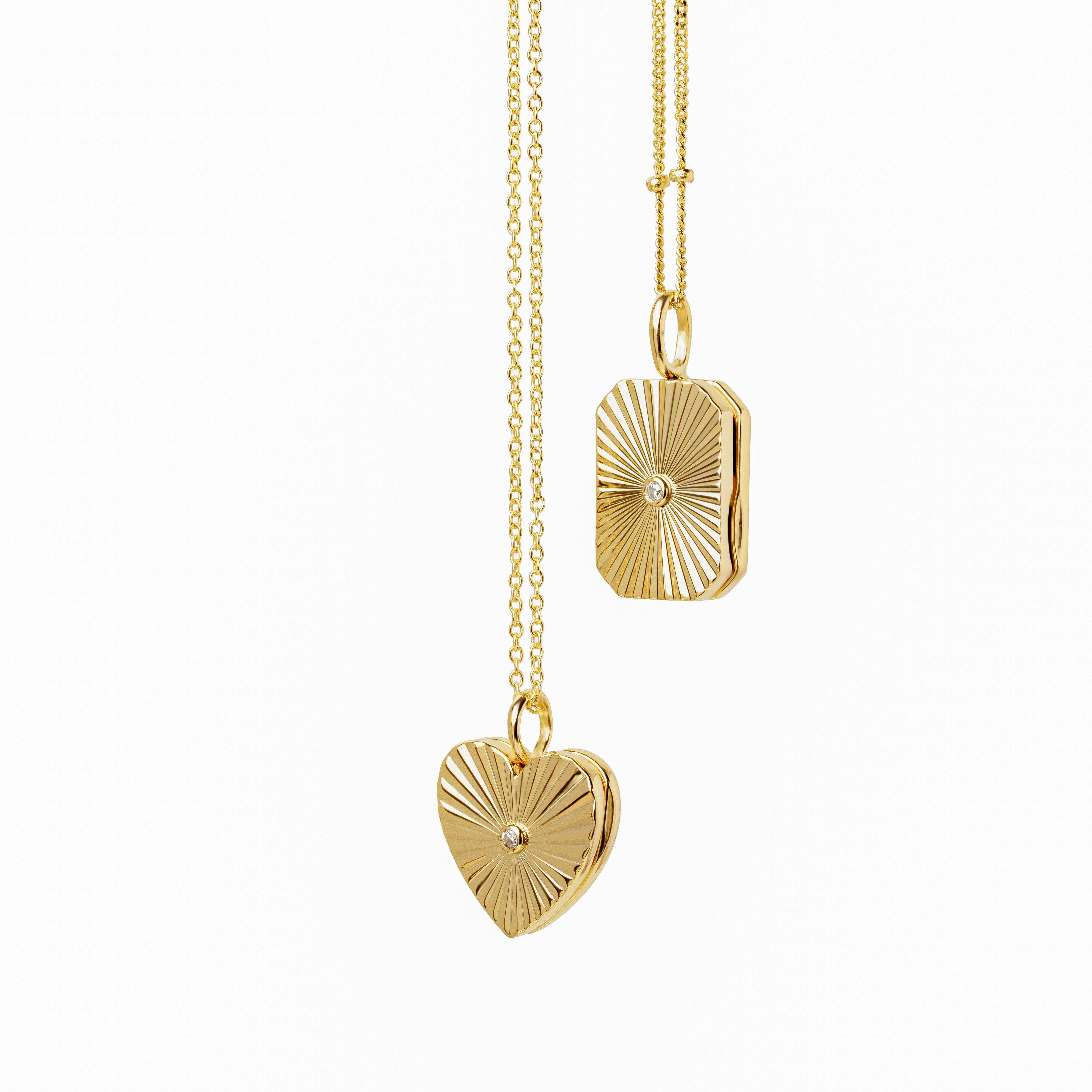Amata Bevel Photo Locket Necklace - Image 16