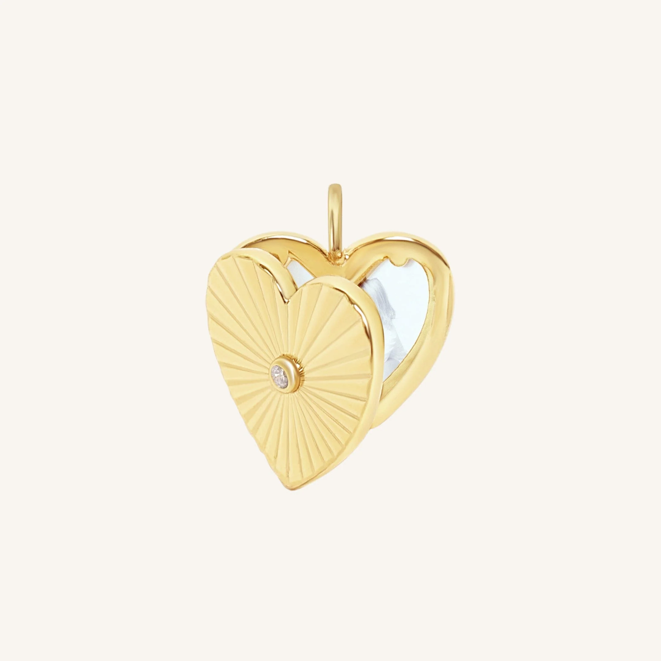 Amata Heart Photo Locket - Image 9