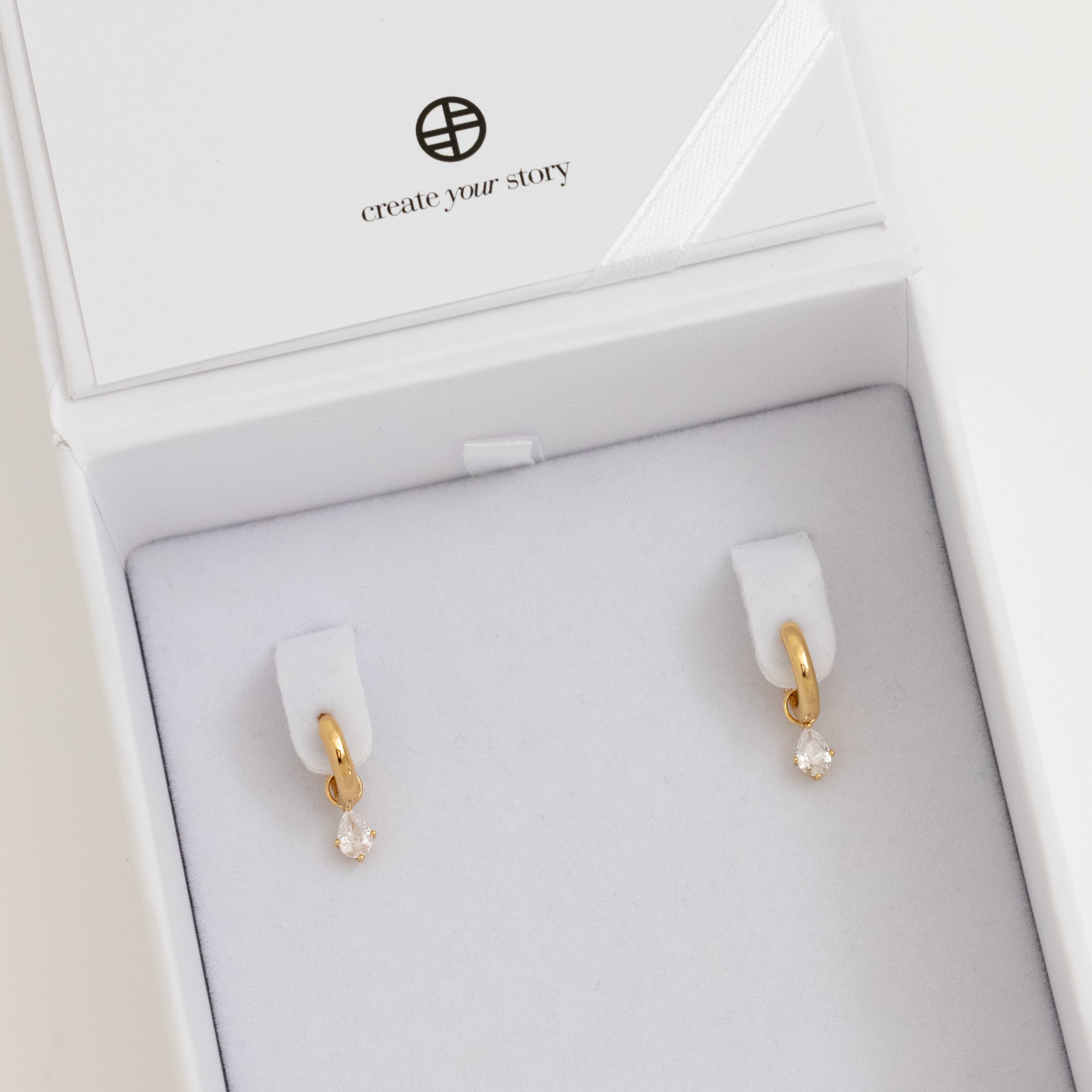 Axial Plain Hoops - Image 12